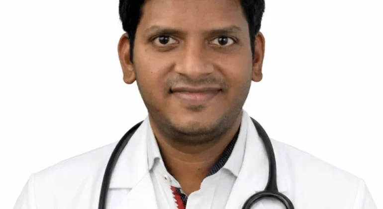 DR-SWAPNIL-THORAVE-952x956-2