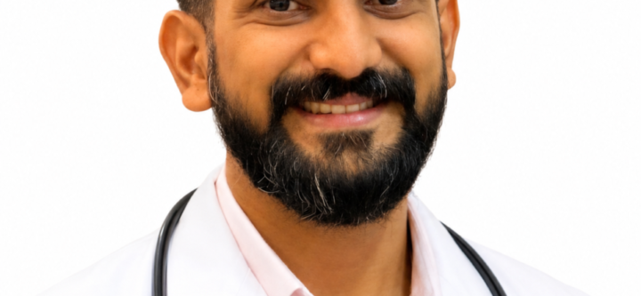 Dr-Ashutosh-Kharche-952x956-2